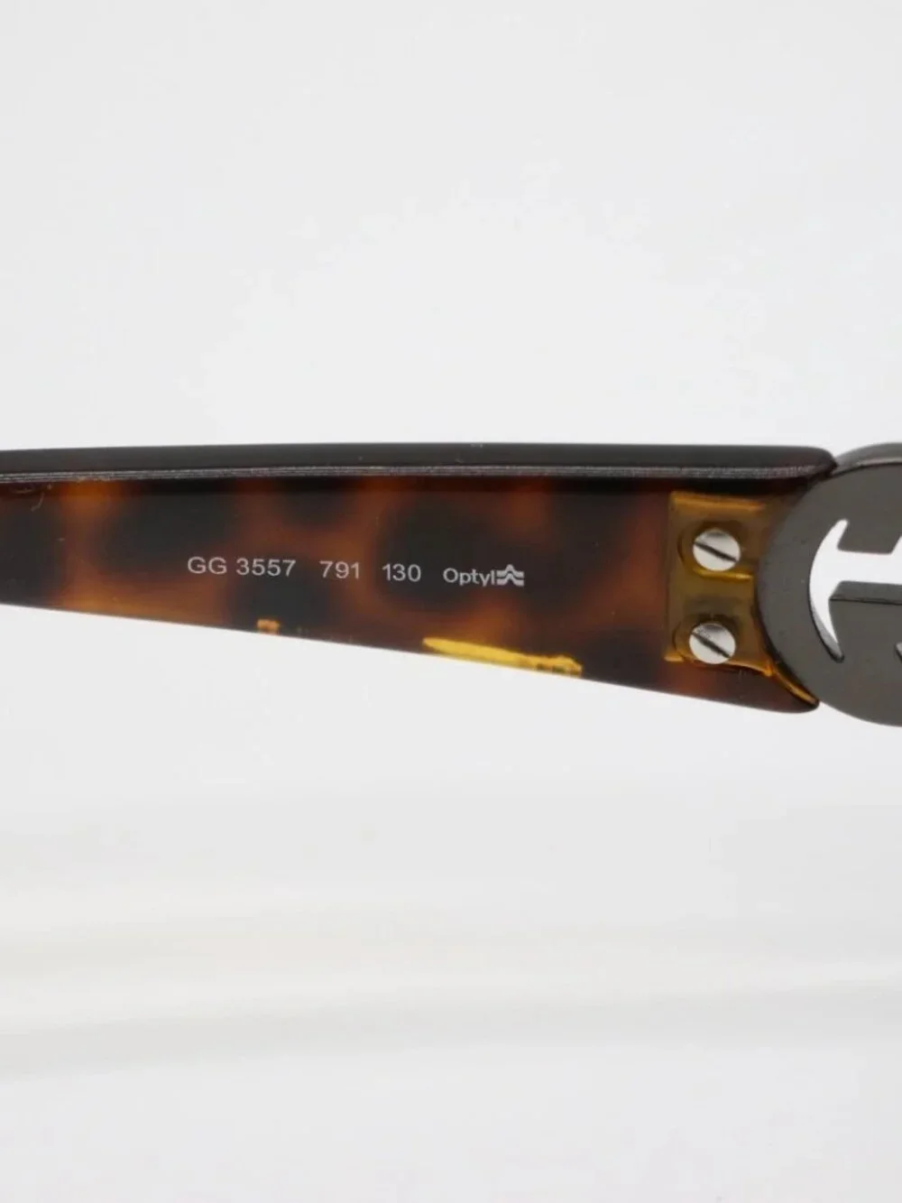Gucci gg 3557